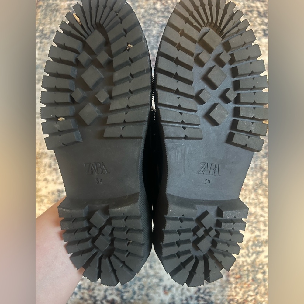 Girl Zara Shiny Black Loafers - Picture 4 of 7
